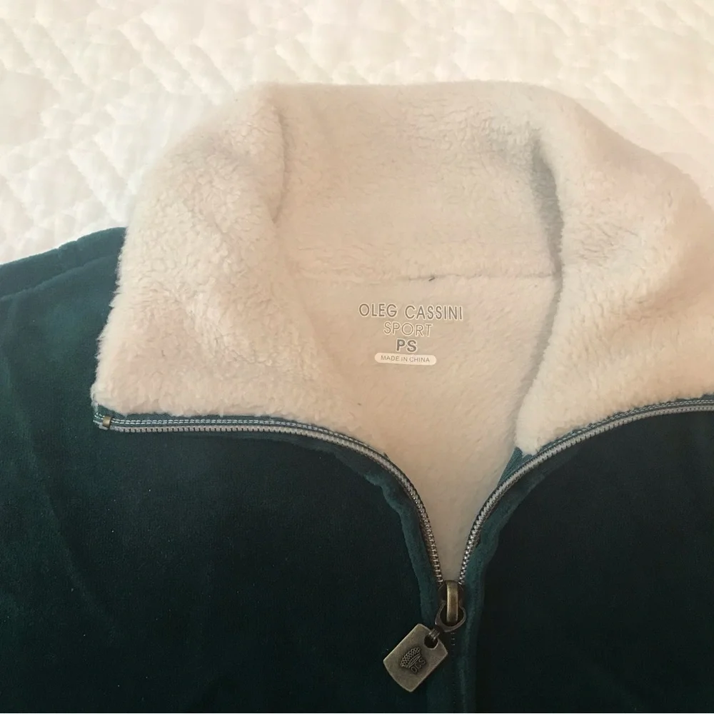 Oleg Cassini 2pc. Velour Track Suit Zipper Jacket Pants Size PS - Picture 3 of 12